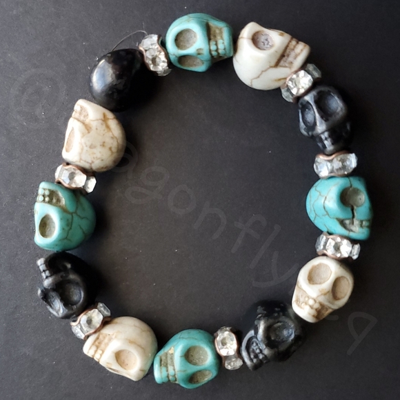 NEW! Skull Fashion Stretch Bracelet